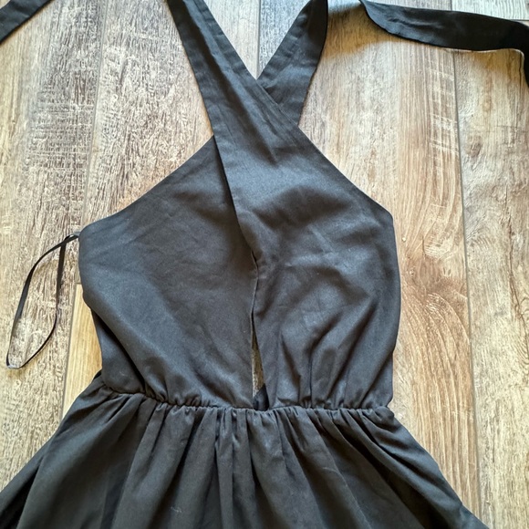 Halter Style Keyhole with Open Back Black Linen Dress XS - Picture 2 of 3